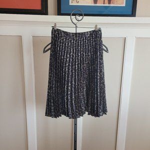 Banana Republic Pleated Skirt